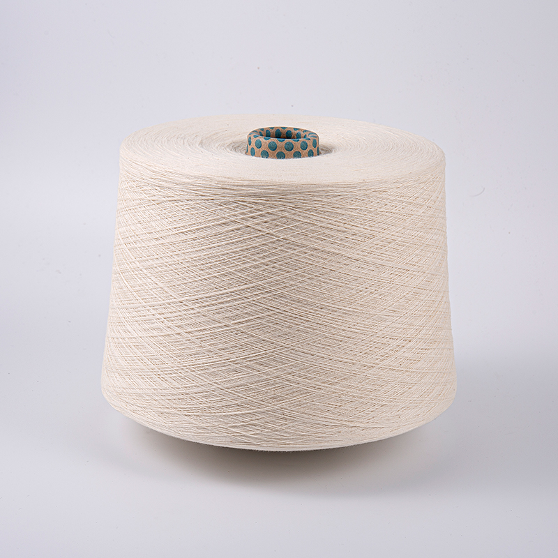 Filato di cotone bianco avorio