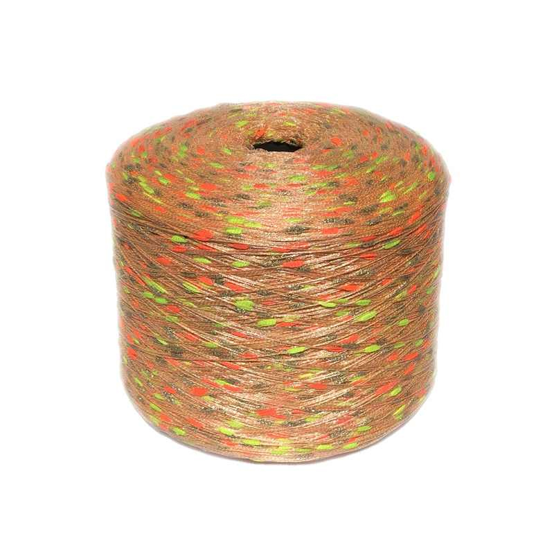 Spazio tinto tinto di poliestere Pom Pom Yarn spazzolino a maglia filo a maglia